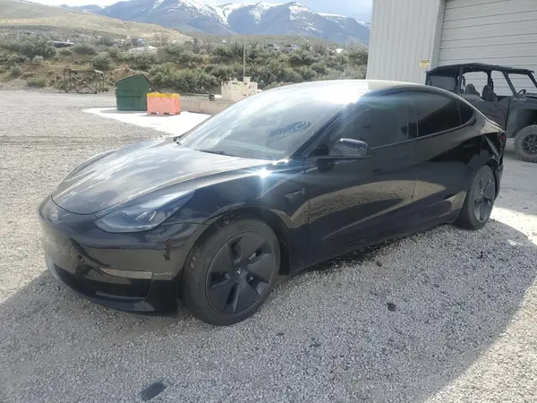 5YJ3E1EA6PF666071 2023 TESLA MODEL 3 - Image 1