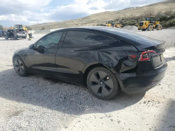 5YJ3E1EA6PF666071 2023 TESLA MODEL 3 - Image 2