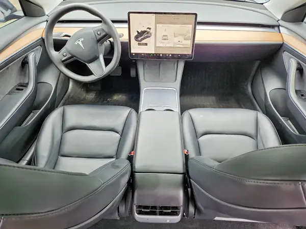5YJ3E1EA6PF668533 2023 TESLA MODEL 3 - Image 8