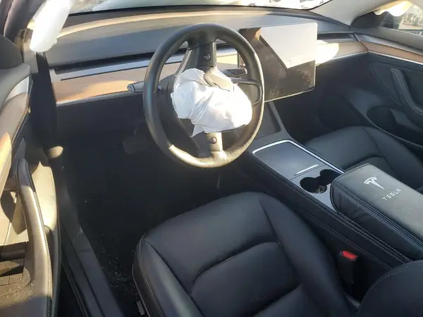 5YJ3E1EA6PF672825 2023 TESLA MODEL 3 - Image 8