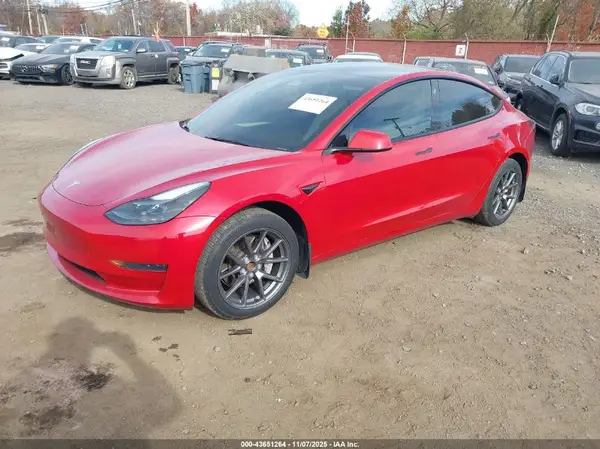 5YJ3E1EA6PF673022 2023 TESLA MODEL 3 - Image 2
