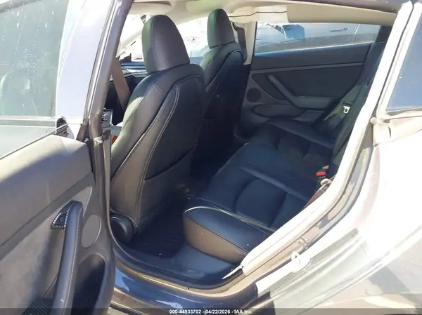 5YJ3E1EA6PF692010 2023 TESLA MODEL 3 - Image 8