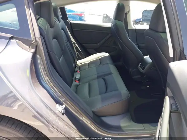 5YJ3E1EA6PF694419 2023 TESLA MODEL 3 - Image 8