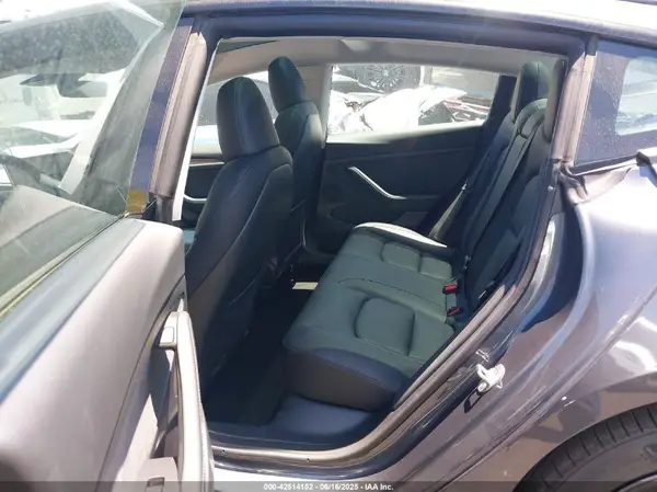 5YJ3E1EA6PF709680 2023 TESLA MODEL 3 - Image 8