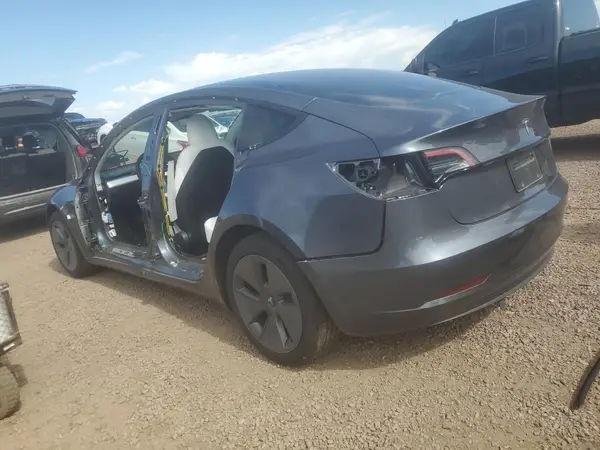 5YJ3E1EA6PF713583 2023 TESLA MODEL 3 - Image 2