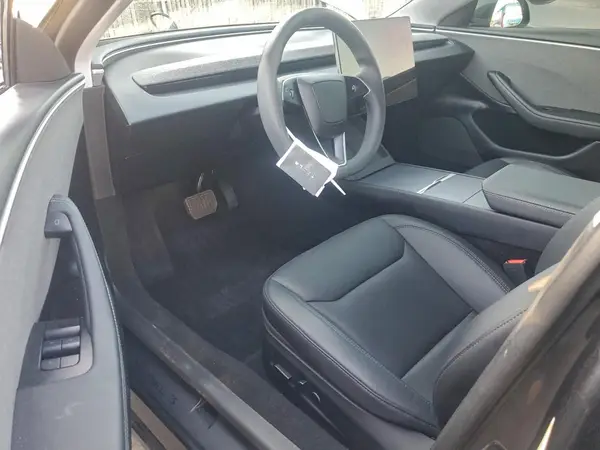 5YJ3E1EA6RF718088 2024 TESLA MODEL 3 - Image 8