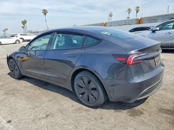 5YJ3E1EA6RF724277 2024 TESLA MODEL 3 - Image 2