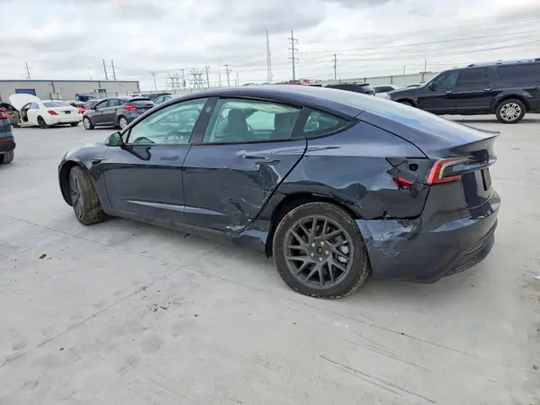 5YJ3E1EA6RF725753 2024 TESLA MODEL 3 - Image 2
