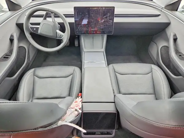 5YJ3E1EA6RF725753 2024 TESLA MODEL 3 - Image 8