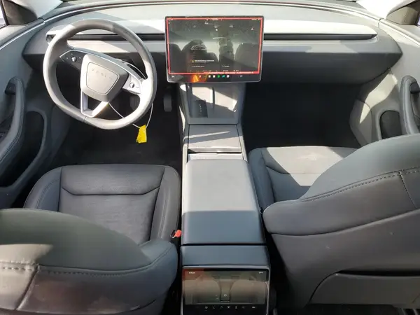 5YJ3E1EA6RF732122 2024 TESLA MODEL 3 - Image 8