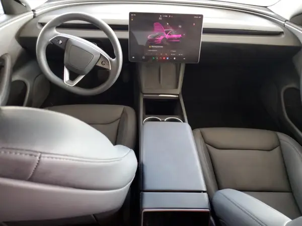 5YJ3E1EA6RF733495 2024 TESLA MODEL 3 - Image 8