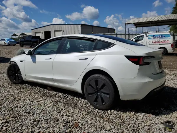 5YJ3E1EA6RF734033 2024 TESLA MODEL 3 - Image 2
