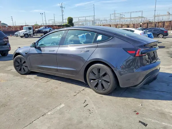 5YJ3E1EA6RF744206 2024 TESLA MODEL 3 - Image 2