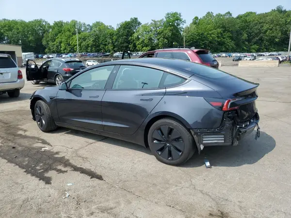 5YJ3E1EA6RF746635 2024 TESLA MODEL 3 - Image 2