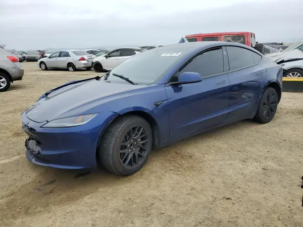5YJ3E1EA6RF747056 2024 TESLA MODEL 3 - Image 1
