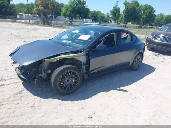 5YJ3E1EA6RF747946 2024 TESLA MODEL 3 - Image 2