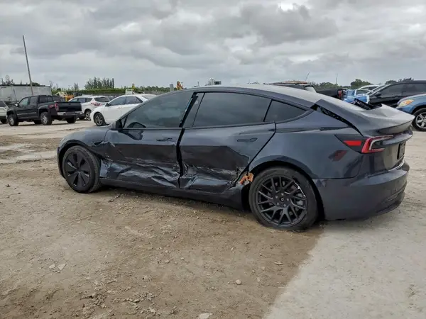5YJ3E1EA6RF755416 2024 TESLA MODEL 3 - Image 2