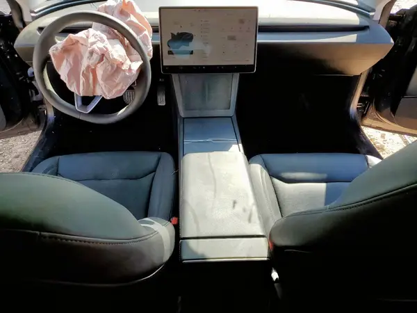 5YJ3E1EA6RF758865 2024 TESLA MODEL 3 - Image 8