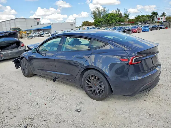 5YJ3E1EA6RF763211 2024 TESLA MODEL 3 - Image 2