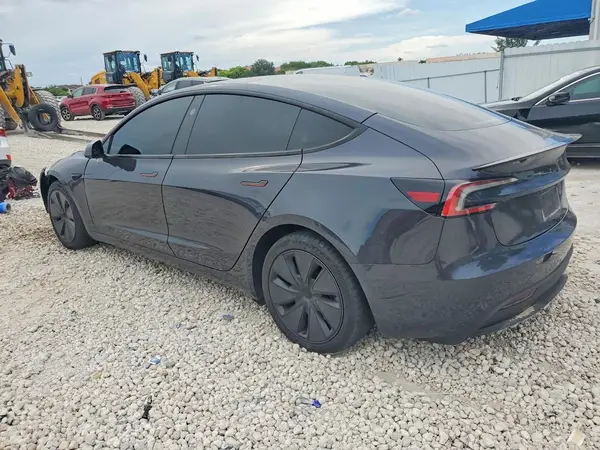 5YJ3E1EA6RF766108 2024 TESLA MODEL 3 - Image 2