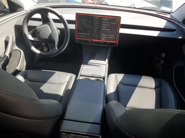 5YJ3E1EA6RF773883 2024 TESLA MODEL 3 - Image 8