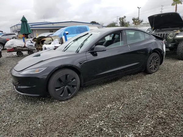 5YJ3E1EA6RF782132 2024 TESLA MODEL 3 - Image 1