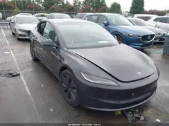 5YJ3E1EA6RF784592 2024 TESLA MODEL 3