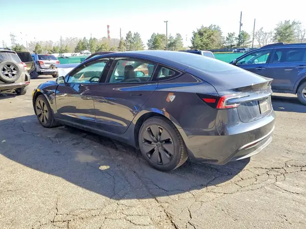 5YJ3E1EA6RF786634 2024 TESLA MODEL 3 - Image 2