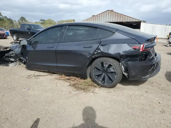 5YJ3E1EA6RF825223 2024 TESLA MODEL 3 - Image 2