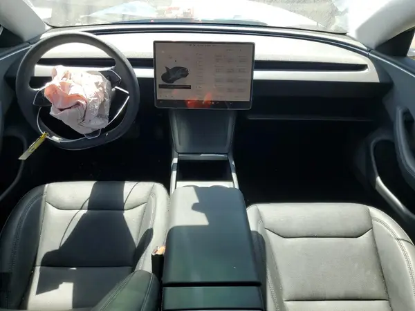 5YJ3E1EA6RF825223 2024 TESLA MODEL 3 - Image 8