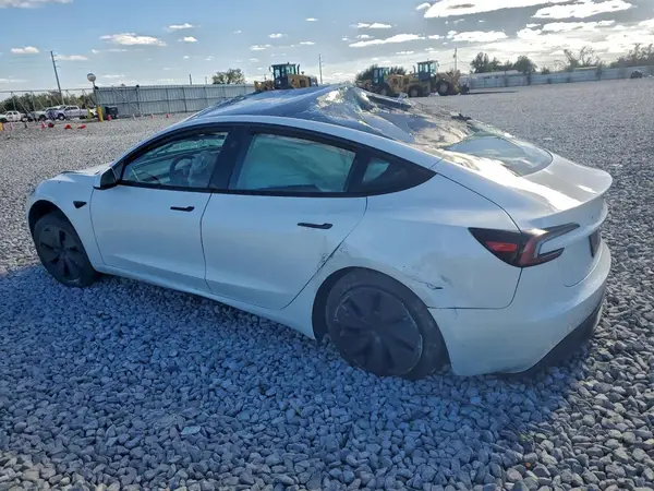 5YJ3E1EA6RF832575 2024 TESLA MODEL 3 - Image 2