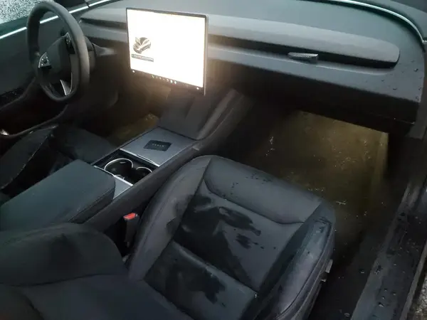5YJ3E1EA6RF854284 2024 TESLA MODEL 3 - Image 8