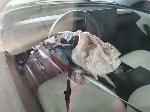 5YJ3E1EA6RF855614 2024 TESLA MODEL 3 - Image 8
