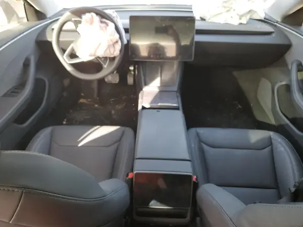 5YJ3E1EA6RF858576 2024 TESLA MODEL 3 - Image 8