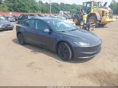 5YJ3E1EA6RF860621 2024 TESLA MODEL 3