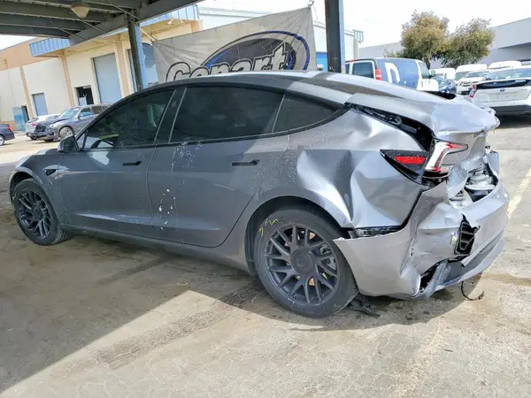5YJ3E1EA6RF861641 2024 TESLA MODEL 3 - Image 2