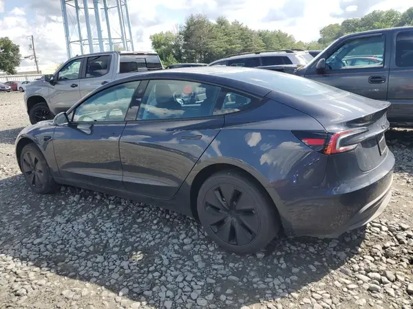 5YJ3E1EA6RF862403 2024 TESLA MODEL 3 - Image 2
