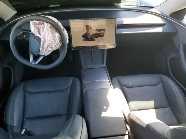5YJ3E1EA6RF863664 2024 TESLA MODEL 3 - Image 8