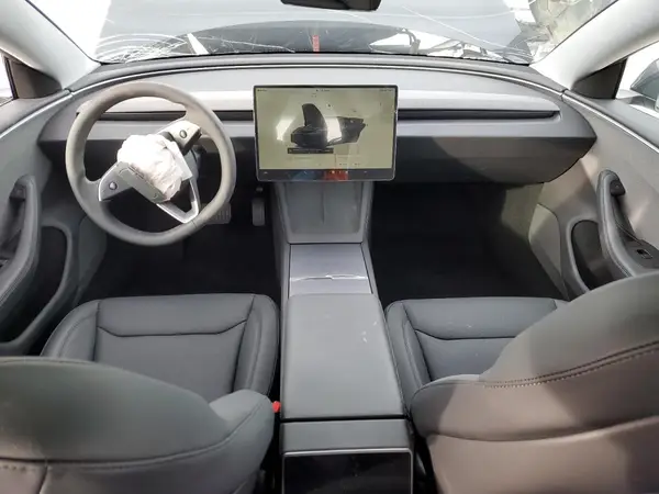 5YJ3E1EA6RF864393 2024 TESLA MODEL 3 - Image 8