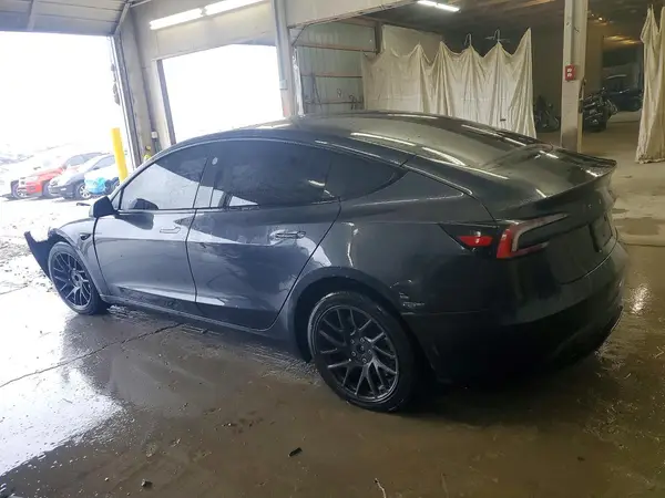 5YJ3E1EA6RF872803 2024 TESLA MODEL 3 - Image 2