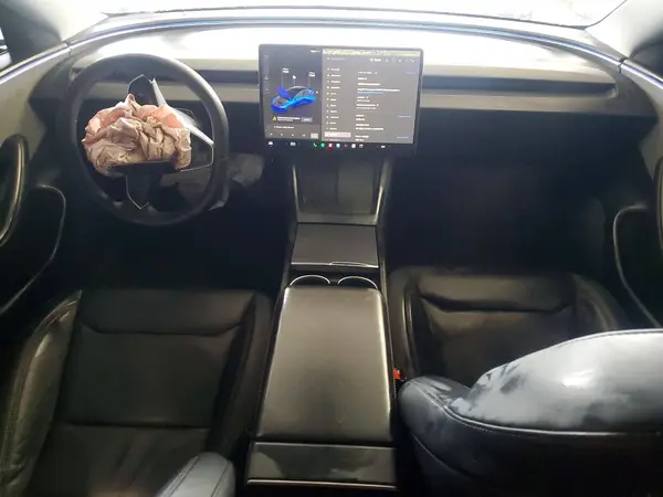 5YJ3E1EA6RF872803 2024 TESLA MODEL 3 - Image 8