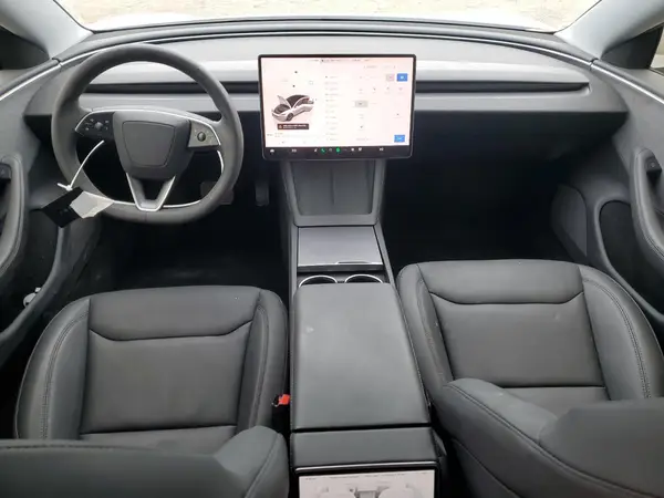 5YJ3E1EA6SF011000 2025 TESLA MODEL 3 - Image 8