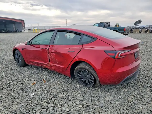 5YJ3E1EA6SF011868 2025 TESLA MODEL 3 - Image 2