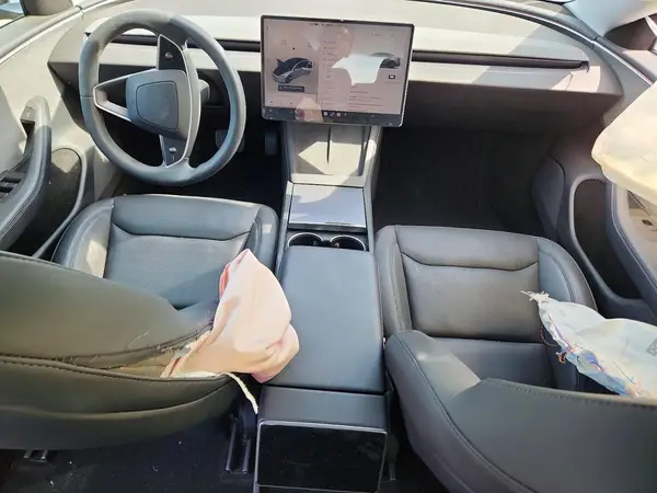 5YJ3E1EA6SF012986 2025 TESLA MODEL 3 - Image 8