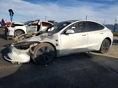 5YJ3E1EA6SF014611 2025 TESLA MODEL 3