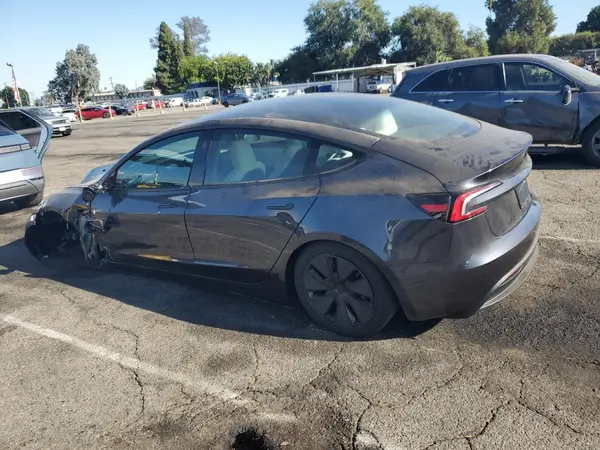 5YJ3E1EA6SF016407 2025 TESLA MODEL 3 - Image 2