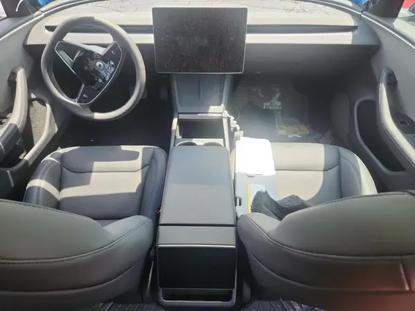 5YJ3E1EA6SF021025 2025 TESLA MODEL 3 - Image 8