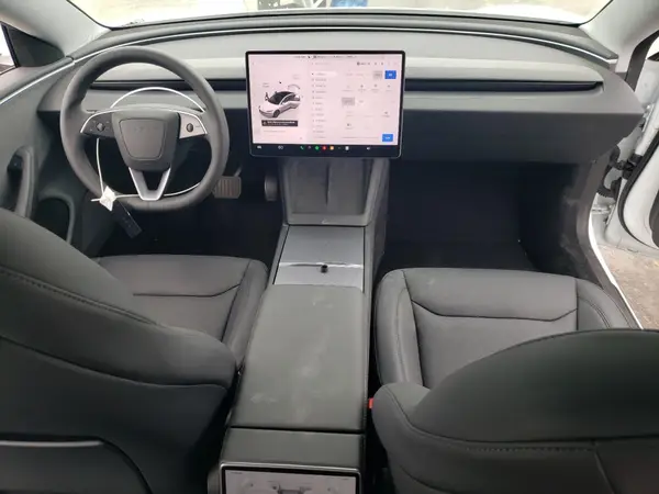 5YJ3E1EA6SF023339 2025 TESLA MODEL 3 - Image 8