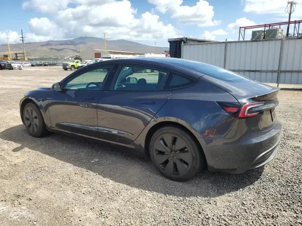 5YJ3E1EA6SF027049 2025 TESLA MODEL 3 - Image 2