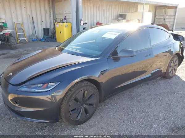 5YJ3E1EA6SF027276 2025 TESLA MODEL 3 - Image 2